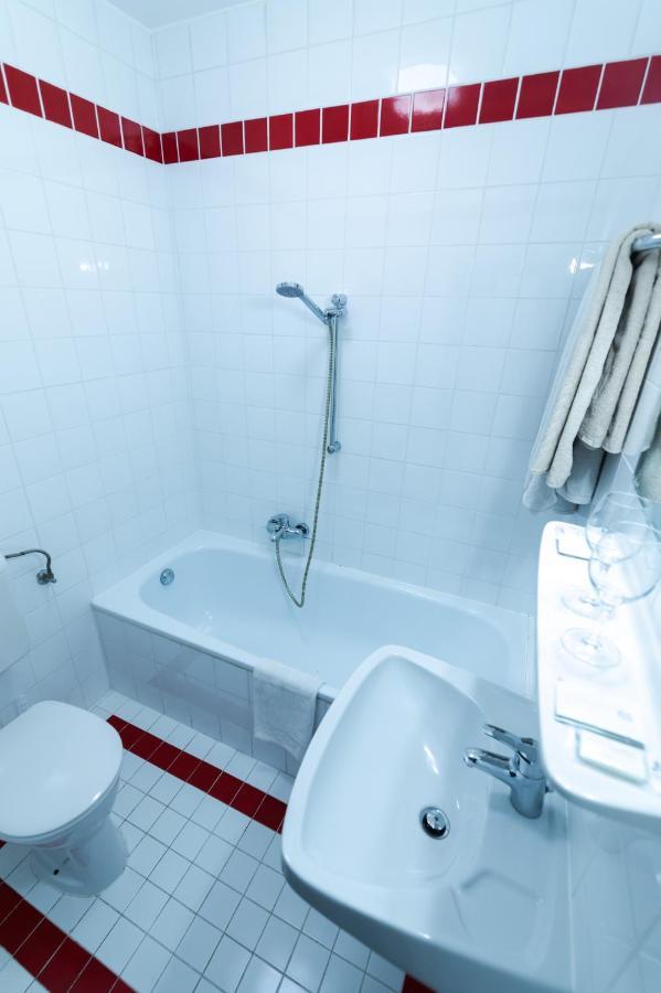 Hotel Am Limes Эннс Экстерьер фото