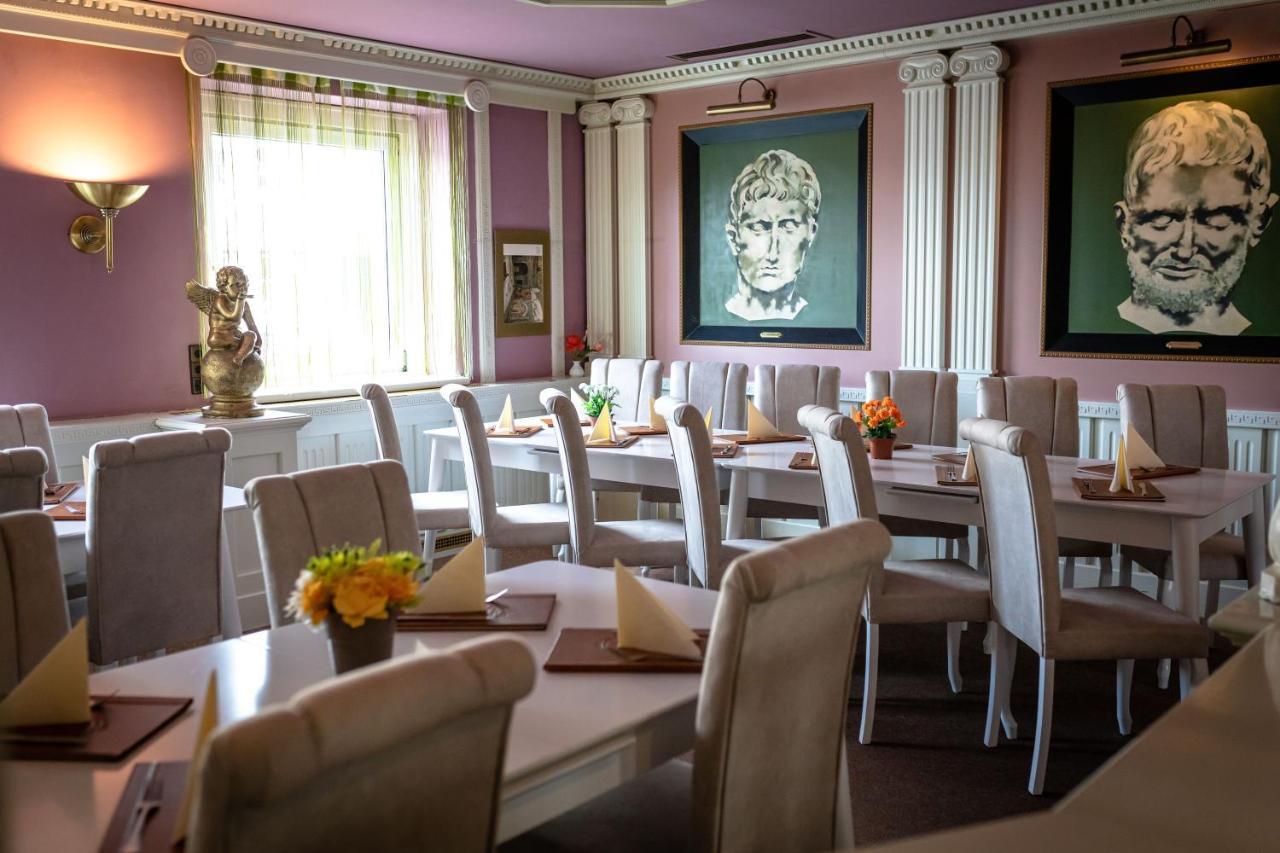 Hotel Am Limes Эннс Экстерьер фото
