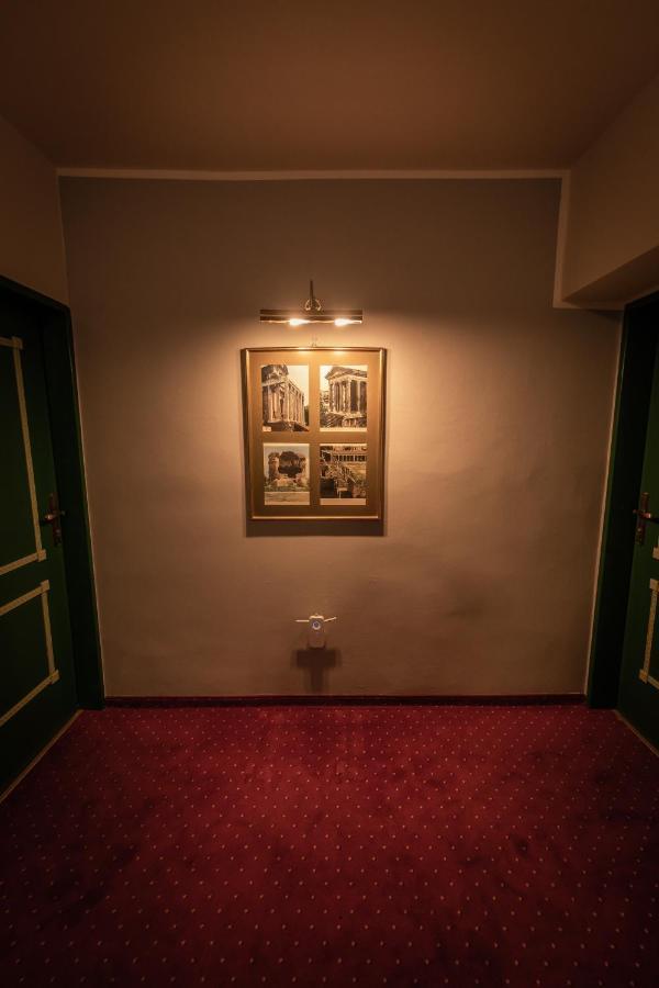 Hotel Am Limes Эннс Экстерьер фото
