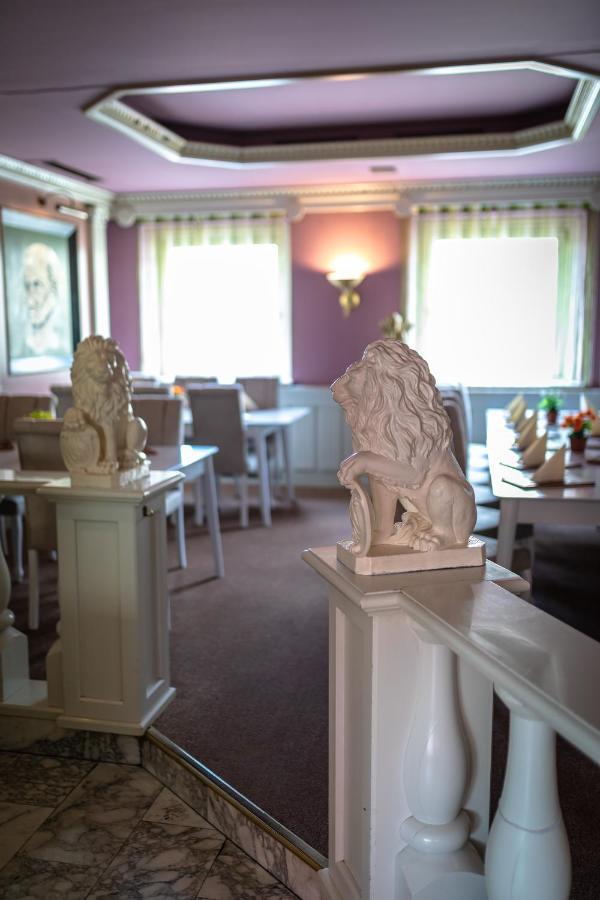 Hotel Am Limes Эннс Экстерьер фото